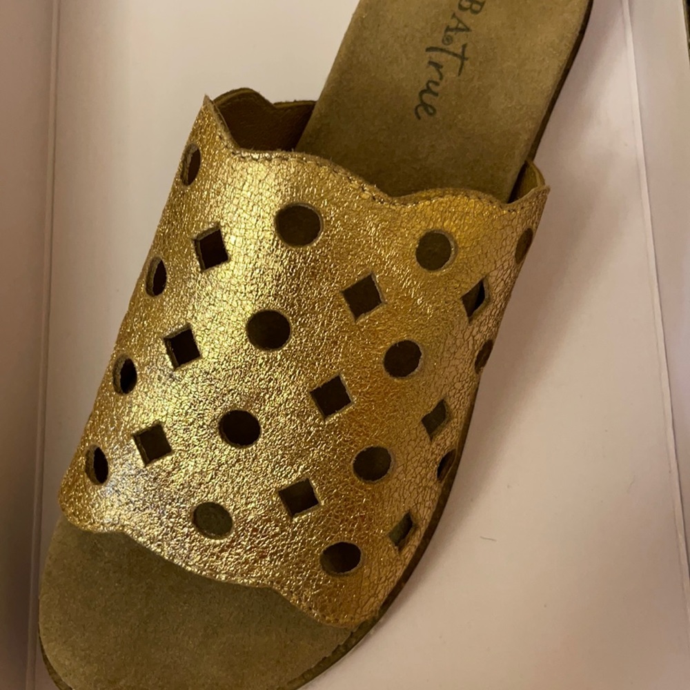 Diba sandals
